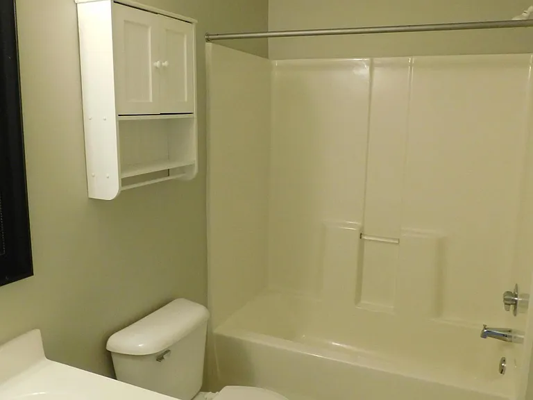 203 Spring Meadow Cir — Photo 6