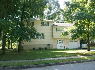 2 David Dr, North Brunswick, NJ 08902
