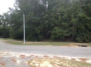 2180 Tanglewood Rd, Sumter, SC 29154