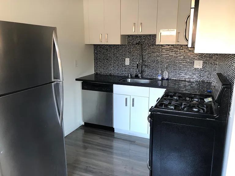 1240 Vin Scully Ave #3 — Photo 6