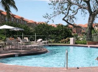 4920 Leeward Ln, Fort Lauderdale, FL 33312