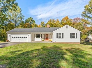 7168 Westmoreland Dr, Warrenton, VA 20187