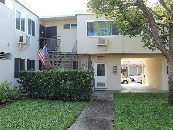 2nd image of 7137 Coldwater Canyon Ave APT 3