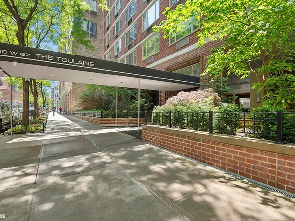 130 West 67th Street image 17 of 17