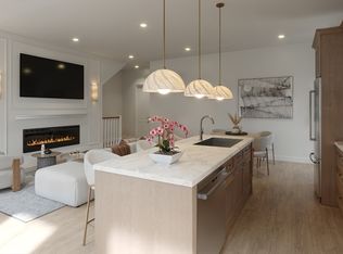 257-257R Market St #C, Brighton, MA 02135