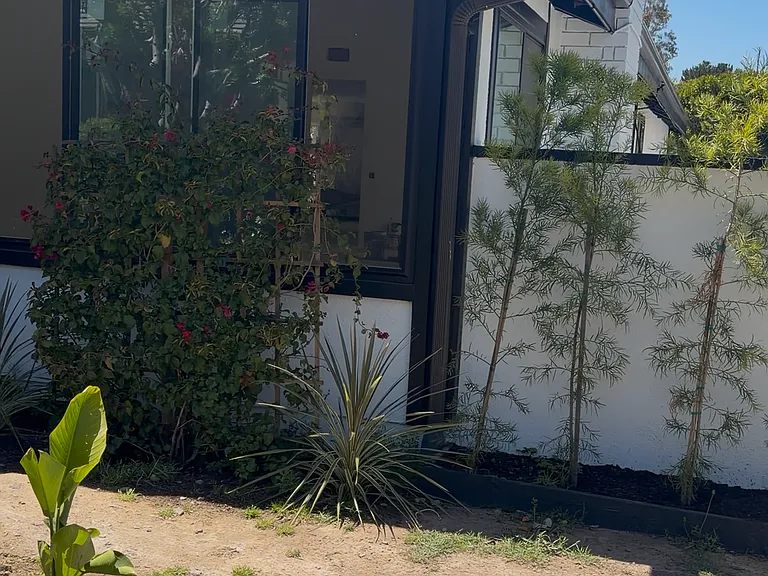 1339 Avenida De Cortez — Photo 1