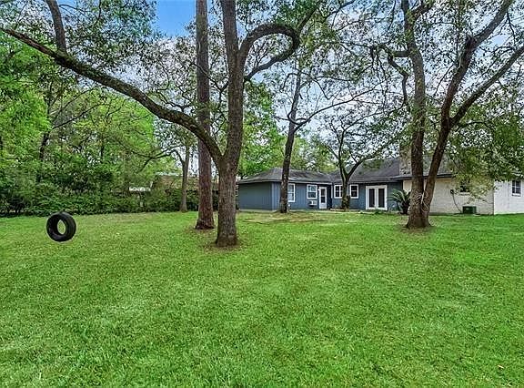 2nd image of 1148 Saint Scholastica Dr