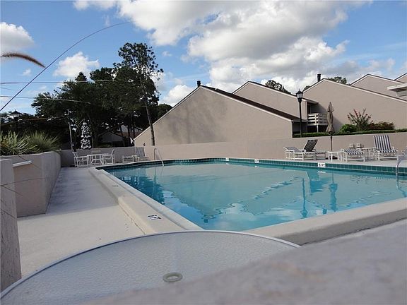 2nd image of 4226 Hartwood Ln #4226