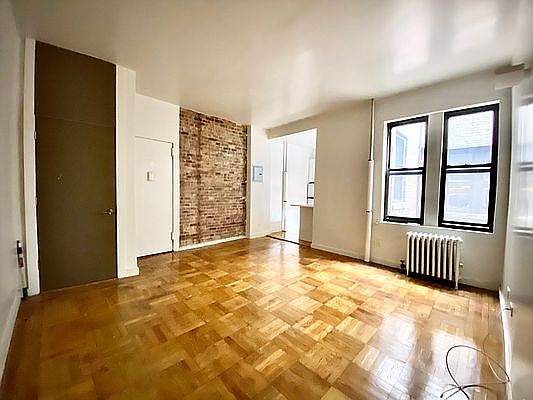 3rd image of 580 Saint Nicholas Ave APT 4k