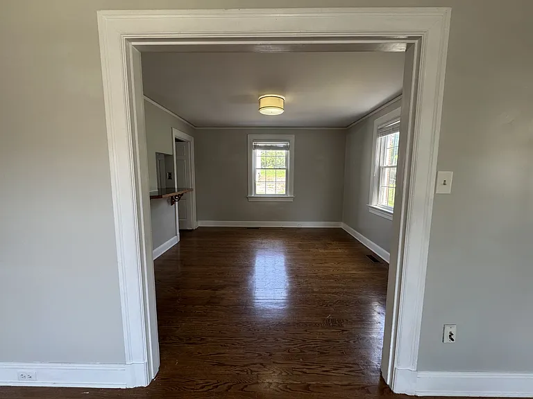 310 Yeardley Ave — Photo 20