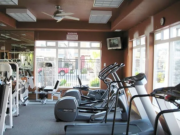 17241 Pleasanton Ln — Photo 21