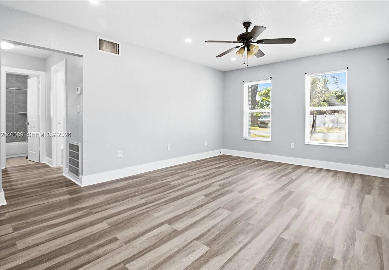 Dania Heights Ext — Photo 4