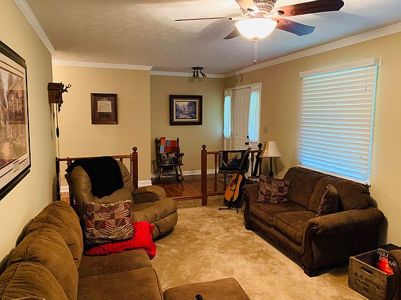 5th image of 363 Ball Orchard Private Dr