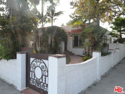 3001 11th Ave, Los Angeles, CA, 90018