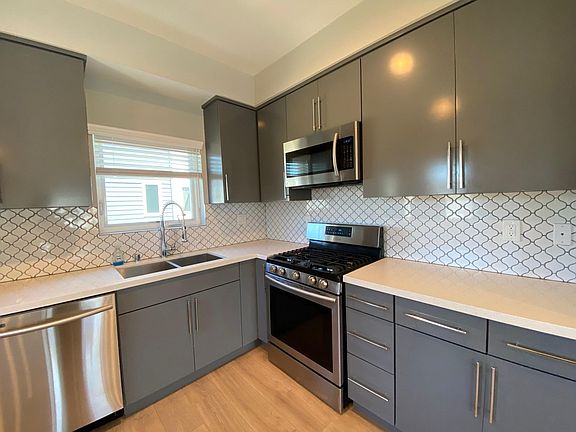 4th image of 6413 Lexington Ave #1/2