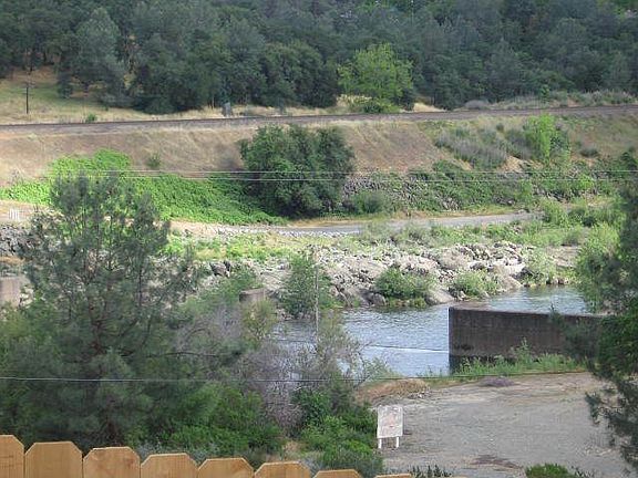 RIGHT ABOVE STATE PROPERTY!