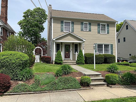 3rd image of 108 Holland Ave