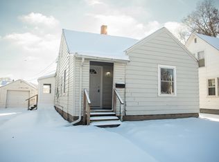 1003 W 7th St, Sterling, IL 61081