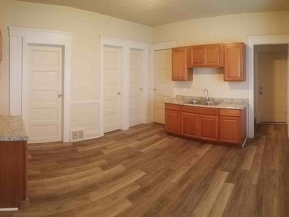 5th image of 12806 Harvard Ave