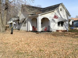 146 W 9th St, Horton, KS 66439