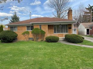 1497 Burlington Dr, Mount Clemens, MI 48043