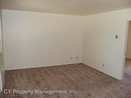 2nd image of 953 Lupin Ave APT 007