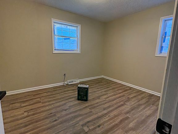 4th image of 217 Alfred Ave SE