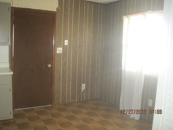 3rd image of 2237 Lovell Dr