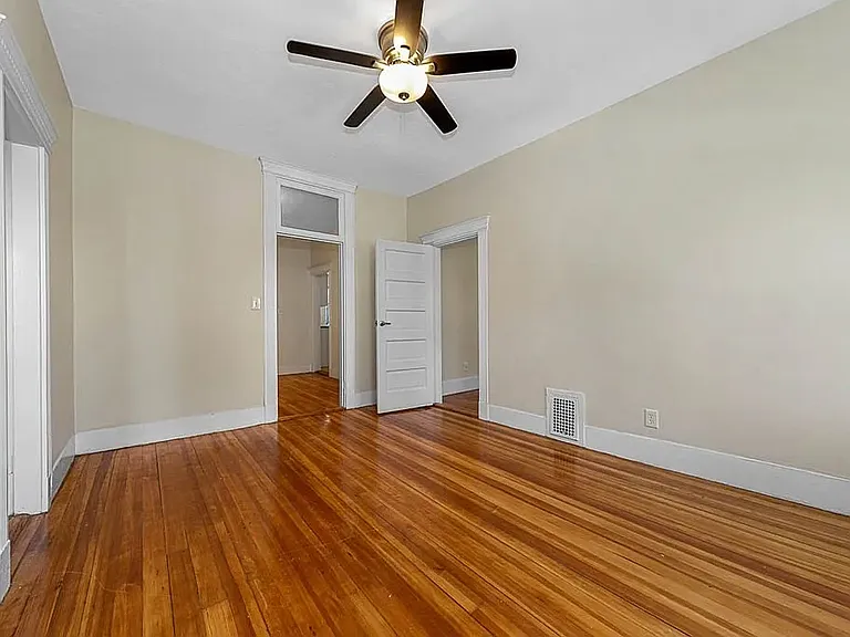 42 Brackett St — Photo 13