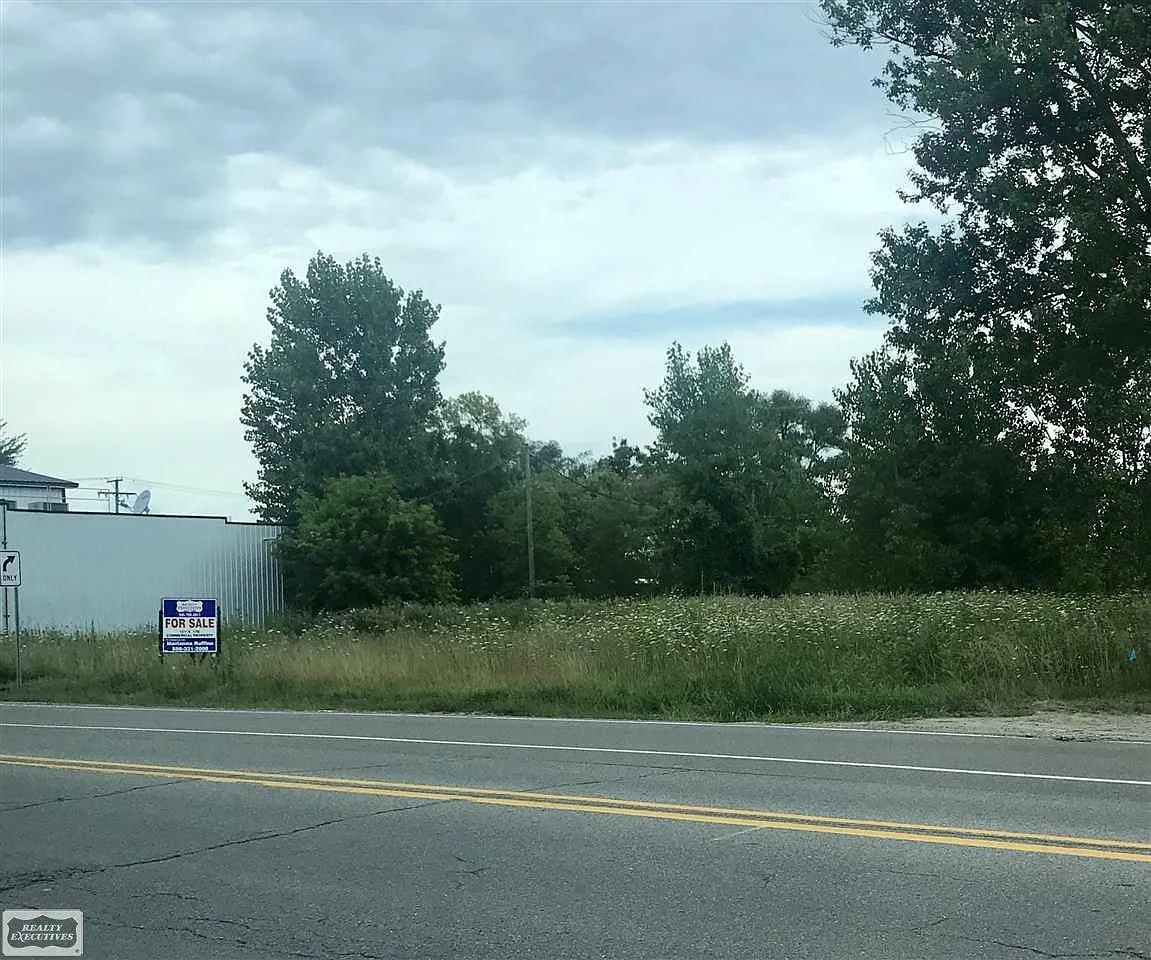 16701 25 Mile Rd photo 1