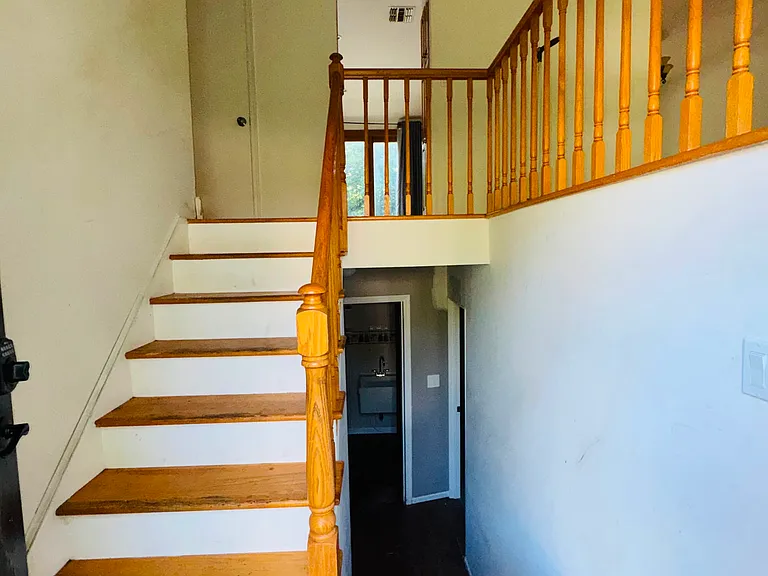 65 Peter Bush Dr #O — Photo 15