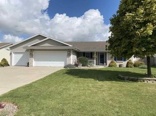 3799 Canvasback Dr, Janesville, WI 53546