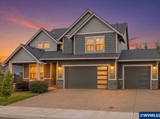 1879 Tin Cup St NE, Keizer, OR 97303