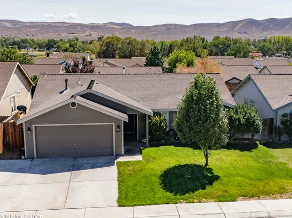 1687 Round Up Rd, Fernley, NV 89408