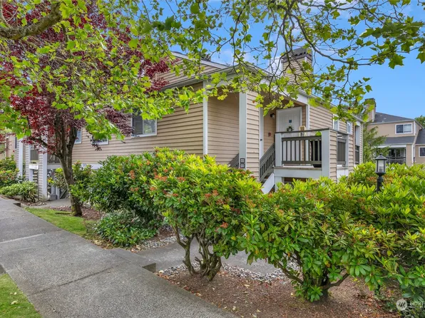 5300 Harbour Pointe Boulevard #303H, Mukilteo, WA 98275