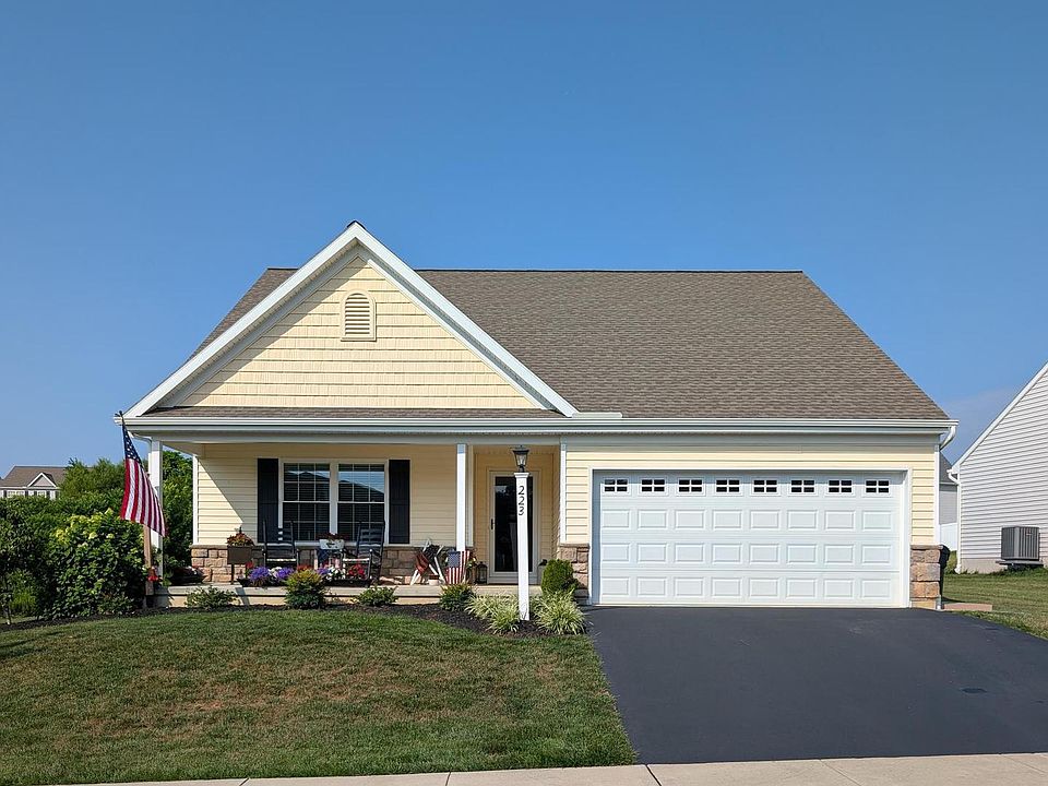 1st image of 223 Darlington Ct