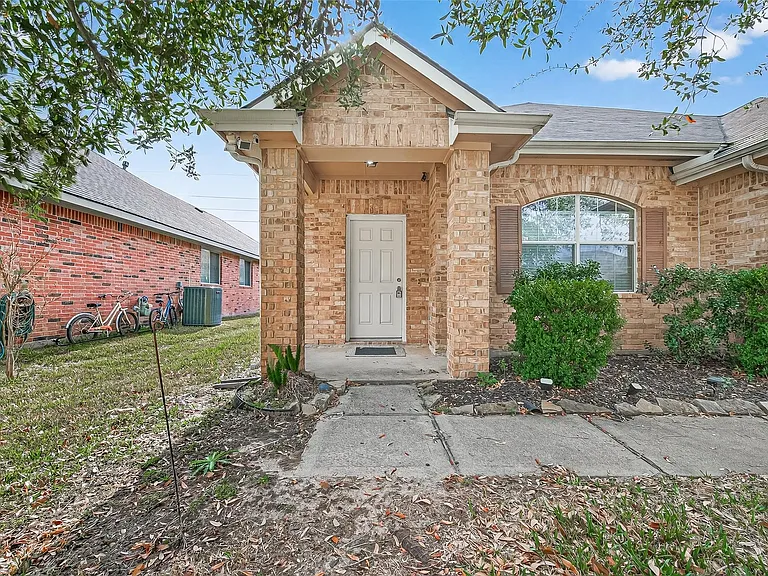 21711 Crest Peak Way — Photo 4