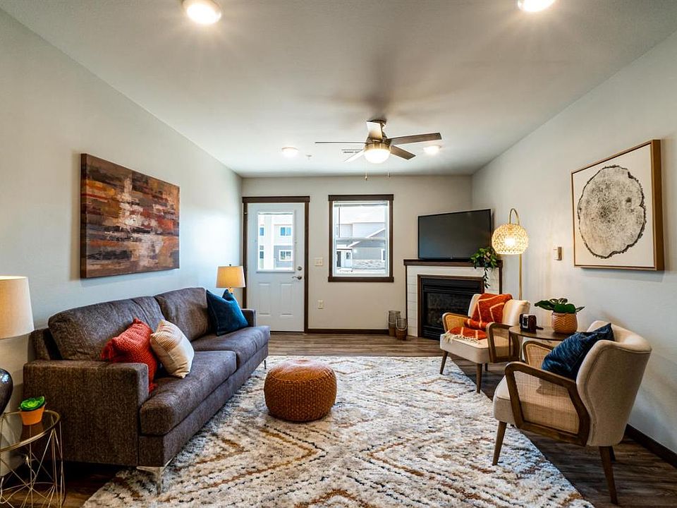 1st image of 1274 Daphne Cir #3-H