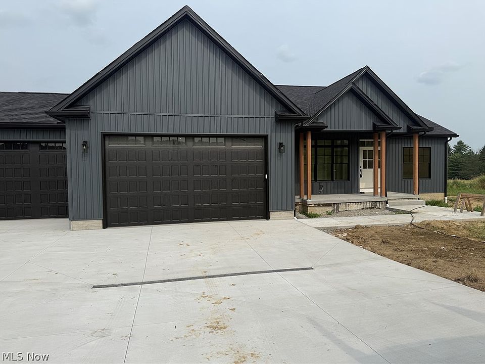 1st image of 1095 Albright McKay Rd SE