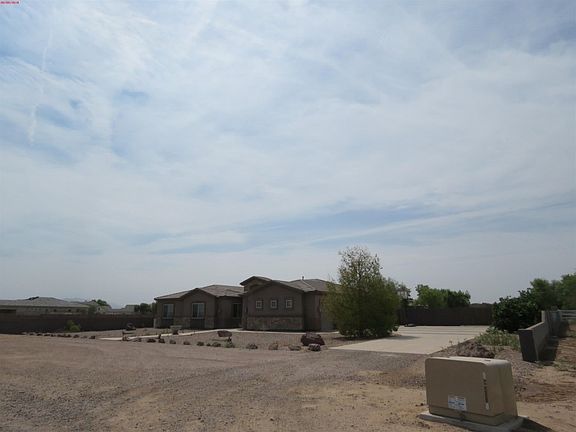 3rd image of 21731 W South Mountain Ave