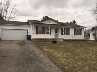 12486 Linden Rd, Linden, MI 48451