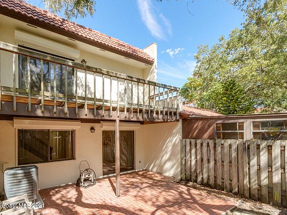 4th image of 8753 Cocoa Ct