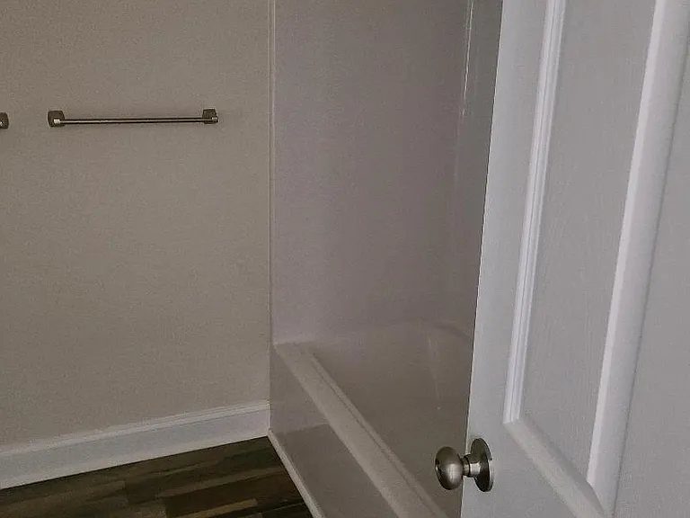 4102 W Ridge Rd — Photo 3