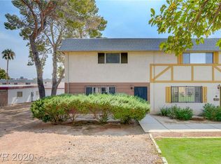 216 Greenbriar Townhouse Way, Las Vegas, NV 89121