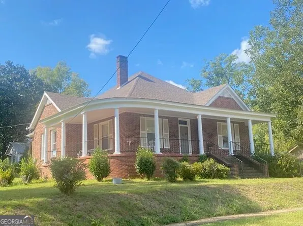 1201 6th Ave, West Point, GA 31833
