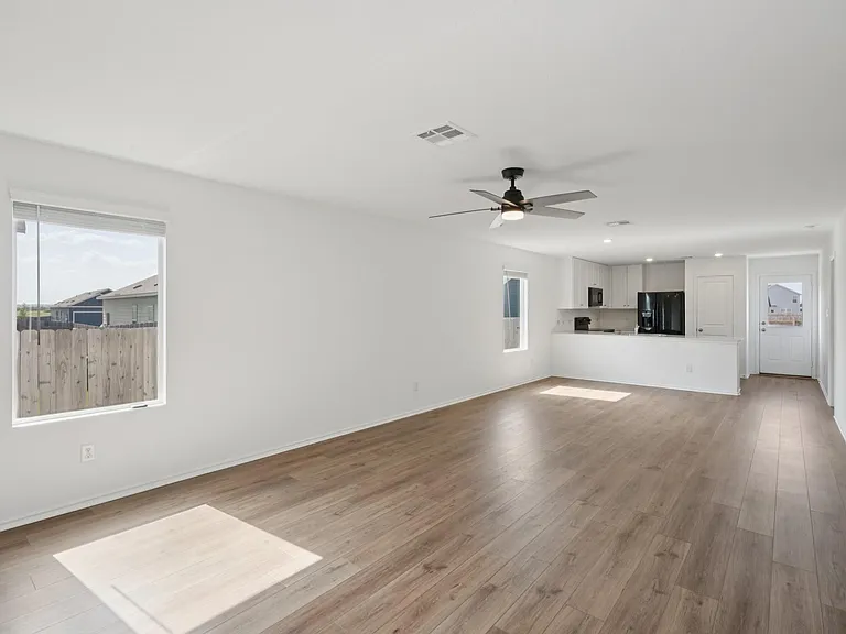 505 Sergeant Murphy Rd — Photo 10