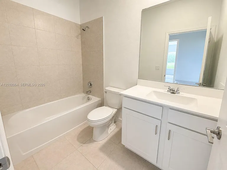 652 SE Lake Falls St — Photo 11