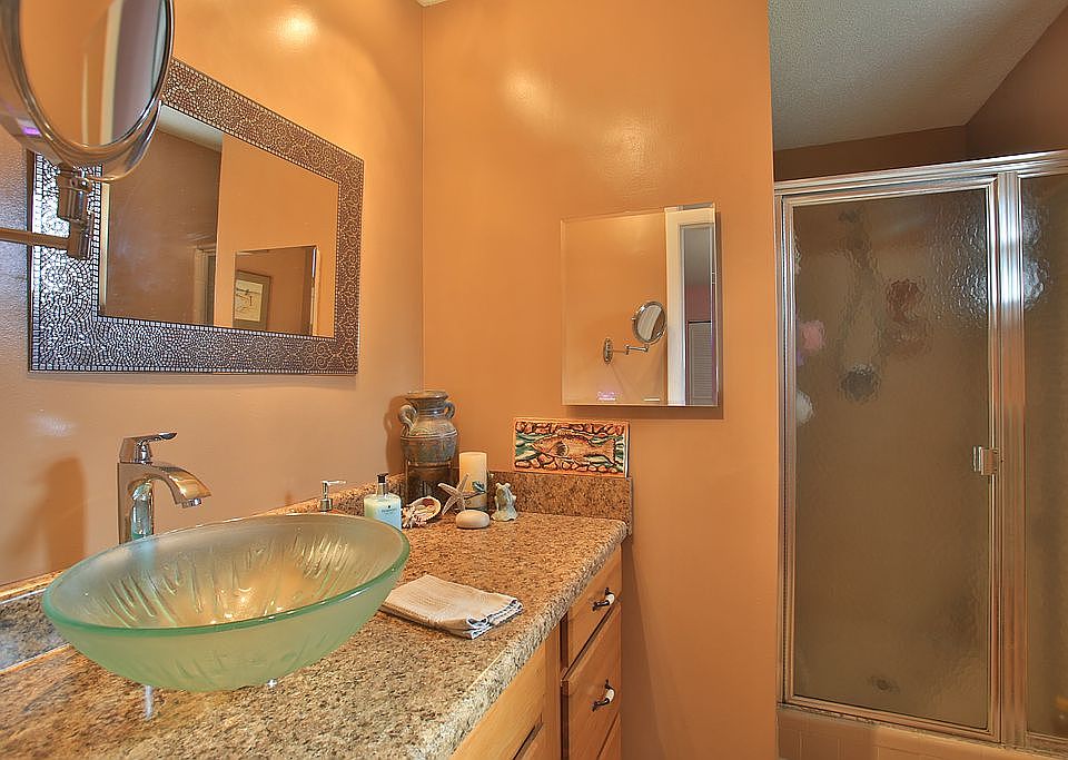1st image of 712 N Beach St