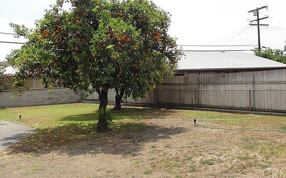 5th image of 6016 Sultana Ave
