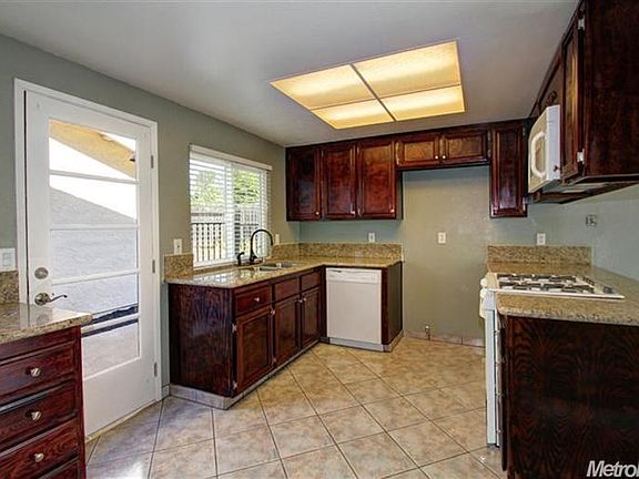 2nd image of 6891 Escallonia Dr